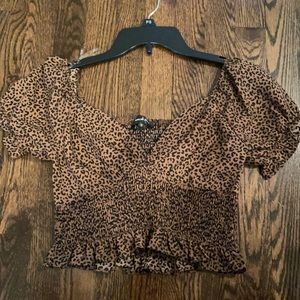 Sufany top in women’s small